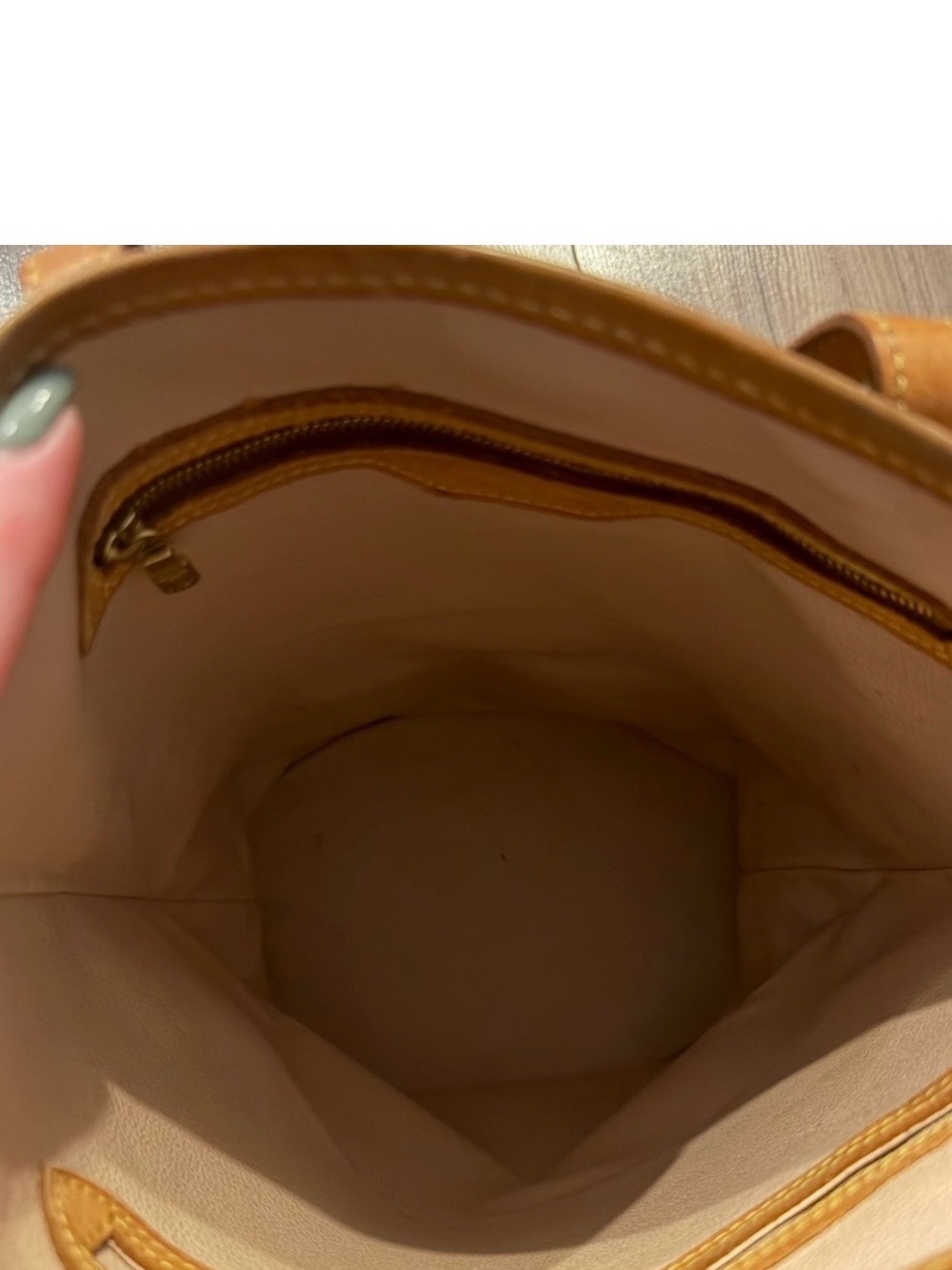 Louis Vuitton Monogram Bucket Bag - Picture 9 of 9